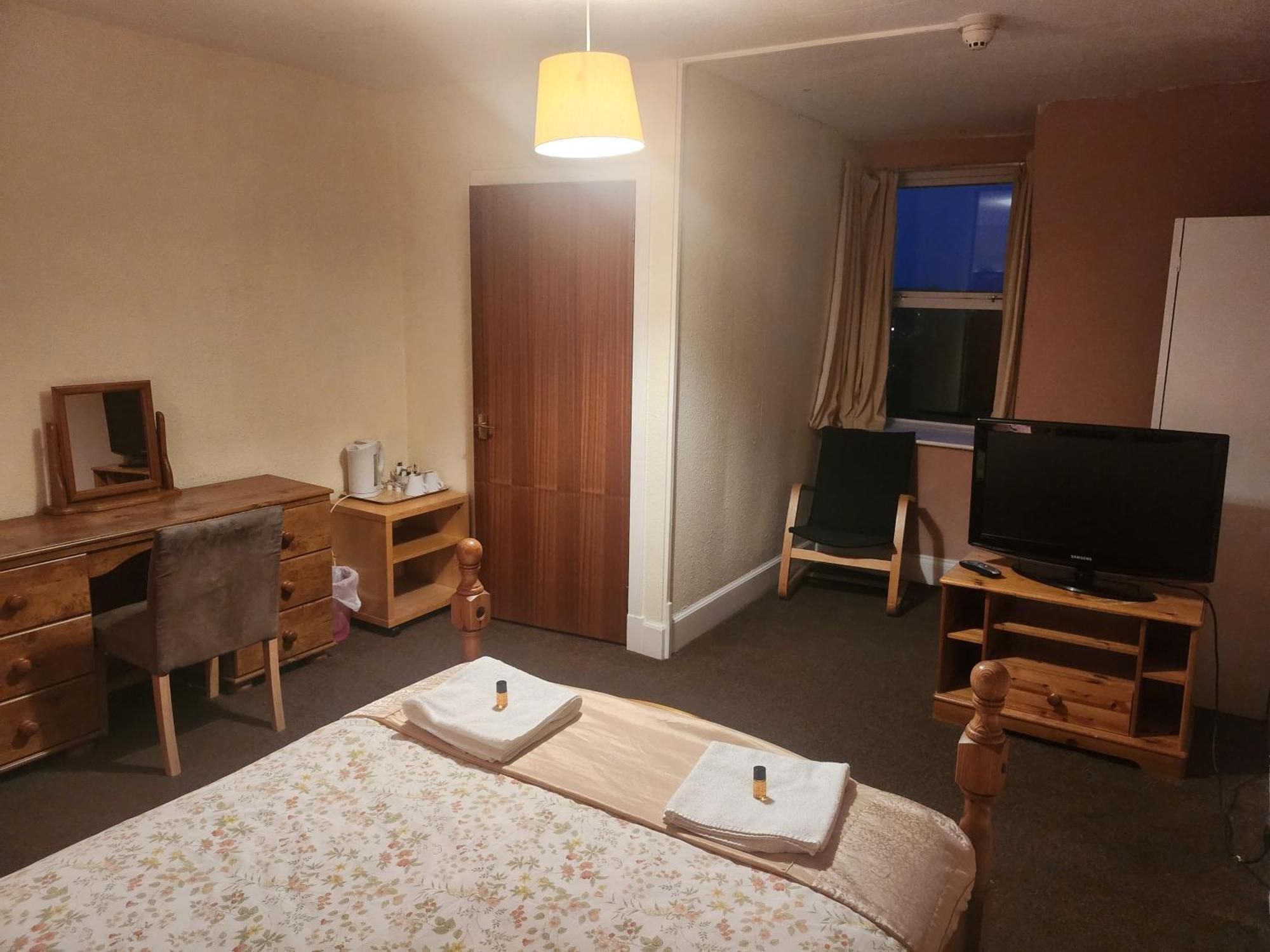 Lso Guest House Ντάμφρις Εξωτερικό φωτογραφία